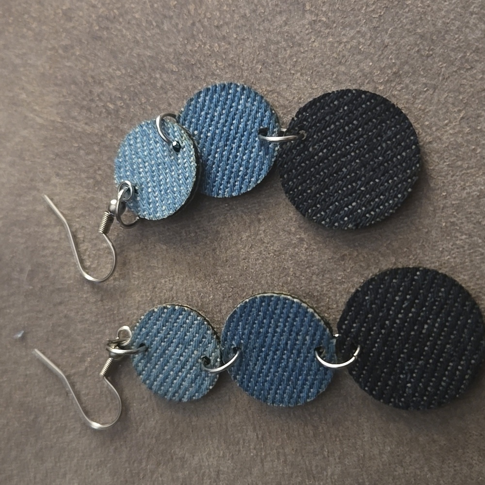 Set of 4 earrings. Blue Jean - Picture 3 of 5